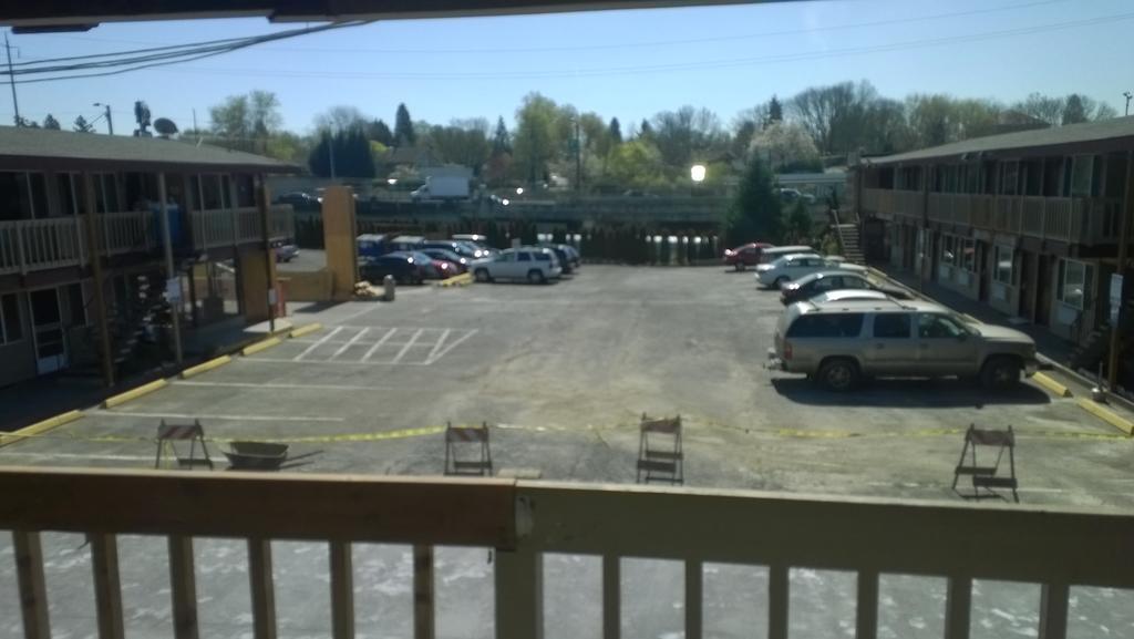 Banfield Motel Portland Exterior photo